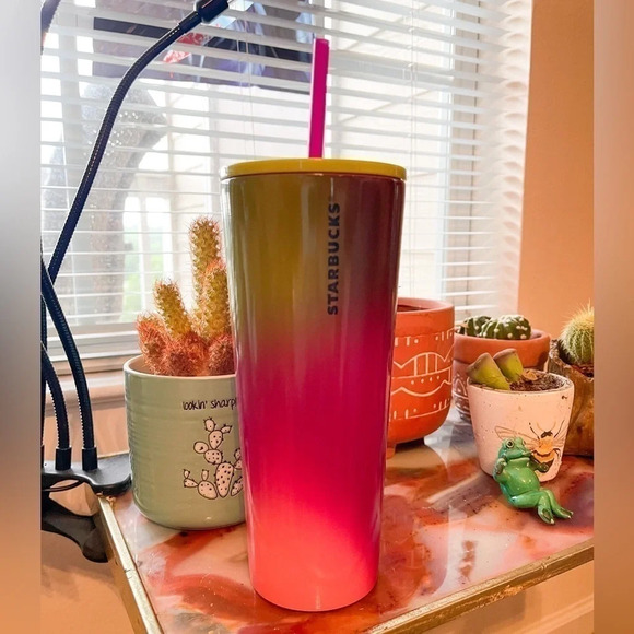 Starbucks 2022 Fall Berry Gradient 24 Oz Tumbler Water Bottle with Straw - Picture 1 of 5
